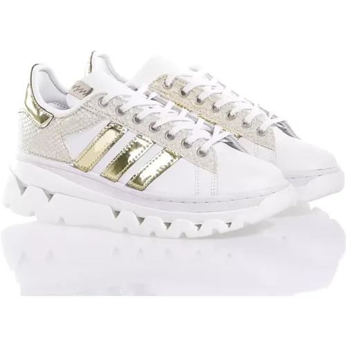 Adidas - Shoes > Sneakers - White - Adidas - Modalova