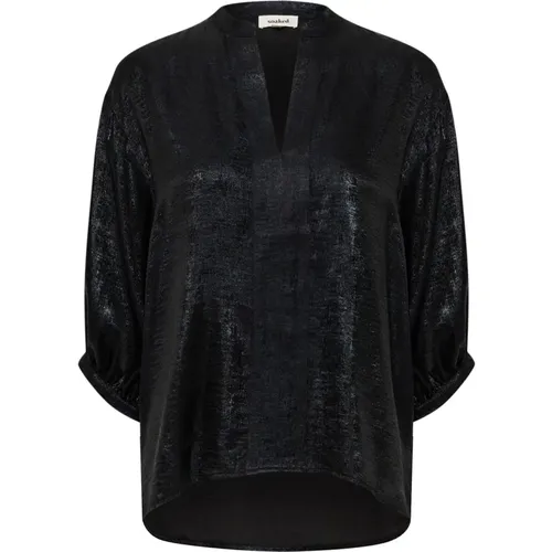 Blouses & Shirts > Blouses - - Soaked in Luxury - Modalova