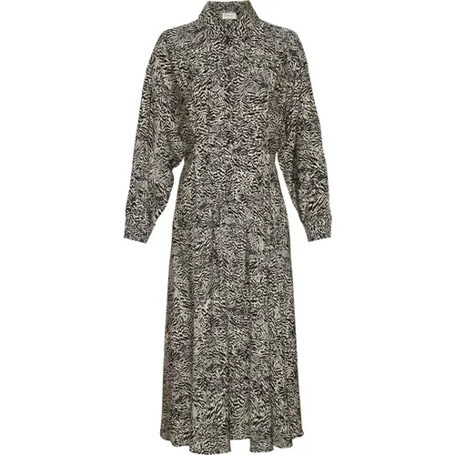 Dresses > Day Dresses > Shirt Dresses - - moss copenhagen - Modalova