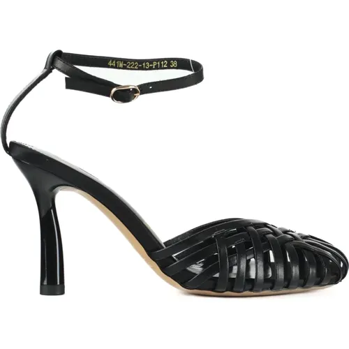 Shoes > Heels > Pumps - - Emanuelle Vee - Modalova