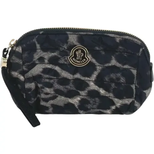 Pre-owned > Pre-owned Bags > Pre-owned Clutches - - Moncler Pre-owned - Modalova