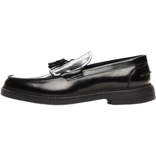 Shoes > Flats > Loafers - - Poche Paris - Modalova