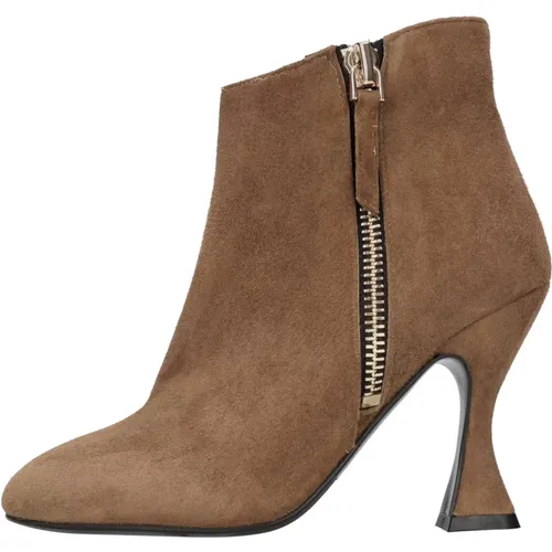 Shoes > Boots > Heeled Boots - - Albano - Modalova