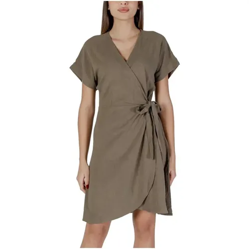 Dresses > Day Dresses > Wrap Dresses - - b.Young - Modalova