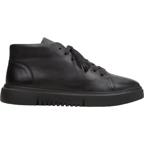 Estro - Shoes > Sneakers - Black - Estro - Modalova