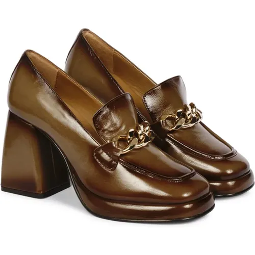 Shoes > Flats > Loafers - - Emanuelle Vee - Modalova