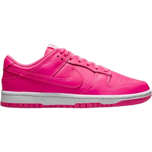 Nike - Shoes > Sneakers - Pink - Nike - Modalova