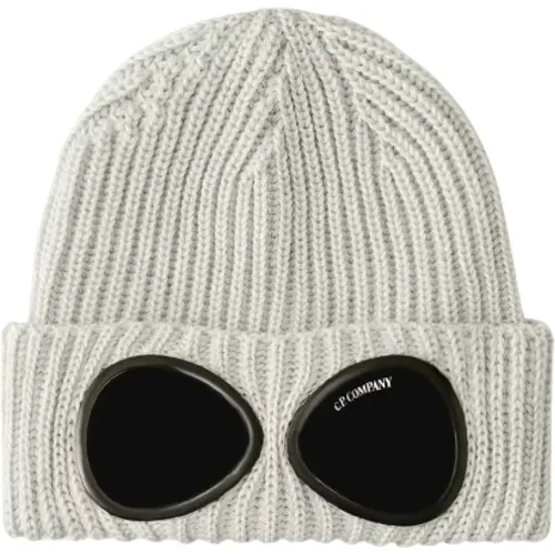 Accessories > Hats > Beanies - - C.P. Company - Modalova