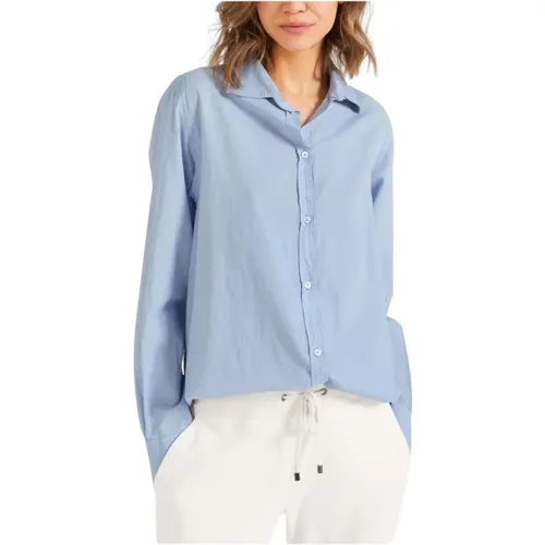 Blouses & Shirts > Shirts - - Juvia - Modalova