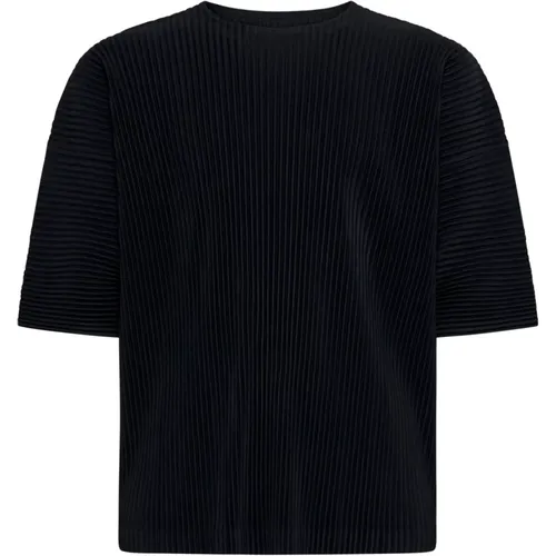 Tops > T-Shirts - - Issey Miyake - Modalova