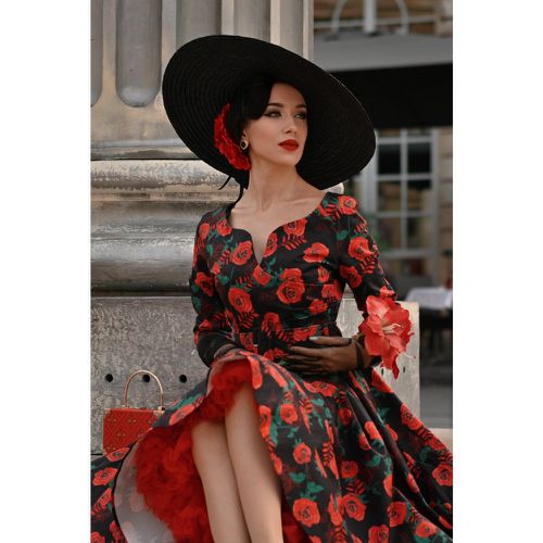 The Bombshell Roses Swing Dress en - Vintage Diva - Modalova