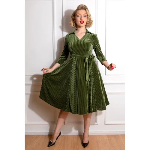 Clara Velvet Swing Dress Années 50 en Olive - hearts & roses - Modalova