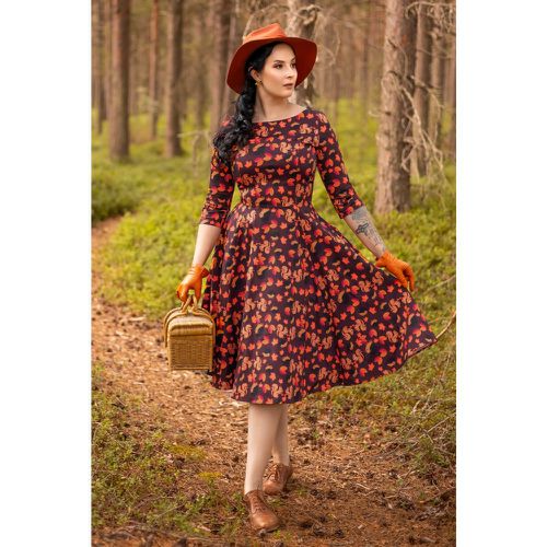 Robe corolle d'automne Adriana en bordeaux et - topvintage boutique collection - Modalova