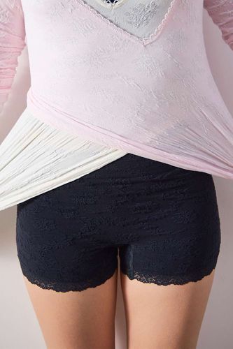 Shorts en dentelle texturée en taille: Medium - Out From Under - Modalova