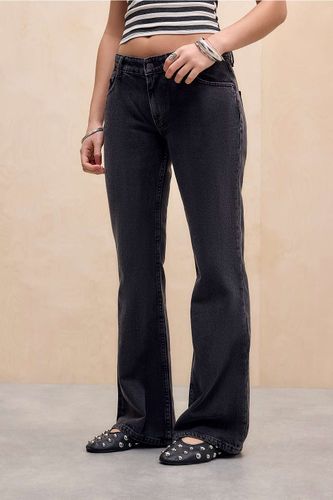 Jeans flare taille basse rigides en taille: 26 - Motel - Modalova