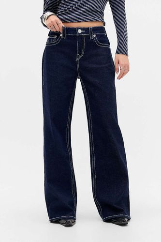 Jeans Bobby Rinse exclusif UO en taille: 26 - True Religion - Modalova