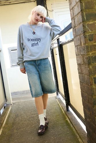 Sweat-shirt ras du cou à graphique en taille: XS - Tommy Girl - Modalova