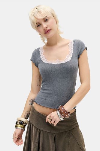 T-shirt à col carré Frieda en taille: Small - Out From Under - Modalova