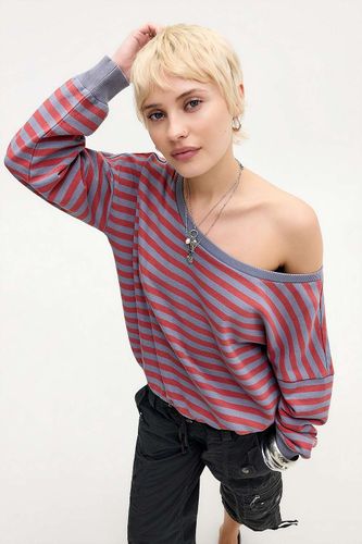 Sweat à capuche Kurt à rayures dénudées aux épaules taille: Small - BDG - Modalova
