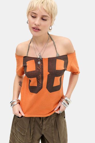 T-shirt graphique 98 à épaules dénudées en taille: XS/Small - BDG - Modalova
