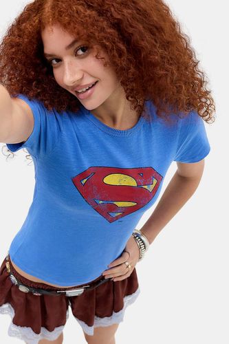 T-shirt graphique bébé à logo Superman UO par en taille: XS - Urban Outfitters - Modalova
