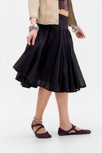 Jupe midi en voile Olga UO par en taille: Medium - Urban Outfitters - Modalova