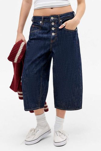 Jeans courts Jaya bleu rincé en taille: 24 - BDG - Modalova