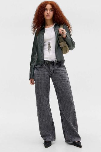 Jeans à fines rayures jacquard taille basse Kayla en taille: 26 l 32 L - BDG - Modalova