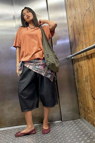 Jeans cocon raccourci à plis Jax en taille: 24 - BDG - Modalova