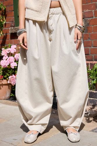 Pantalon ample Bennie en Écru taille: Small - BDG - Modalova