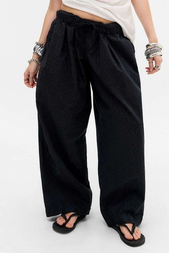 Pantalon ample Bobbi à mini rayures en taille: Small - BDG - Modalova