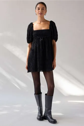 Robe courte Diamond Of The Season en taille: XS - Kimchi Blue - Modalova