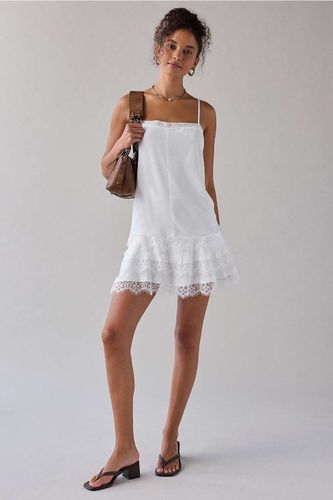 Robe mini Up In The Air en taille: XS - Kimchi Blue - Modalova