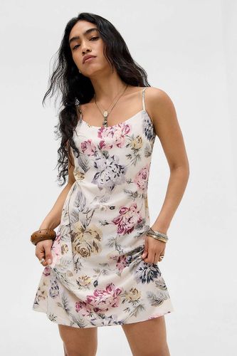 Robe nuisette à coupe en biais florale UO Bailey par en taille: 2XS - Urban Outfitters - Modalova
