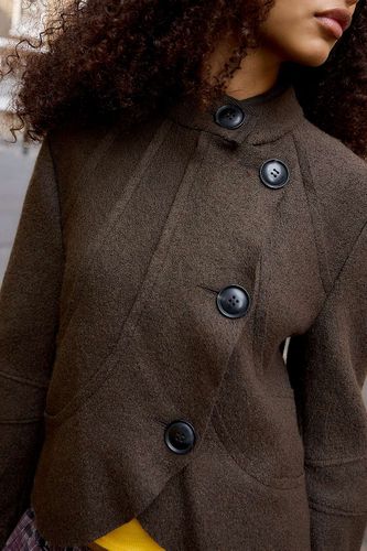 Veste asymétrique en laine Kimchi Bue Raya par en taille: 2XS - Kimchi Blue - Modalova