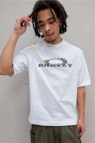 T-shirt blanc Ellipse Saw exclusif UO en taille: Large - Oakley - Modalova