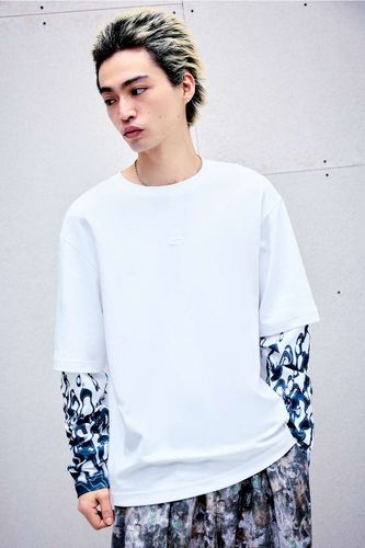 T-shirt à double couche blanc Bubbling UO Exclusive en taille: Medium - Oakley - Modalova