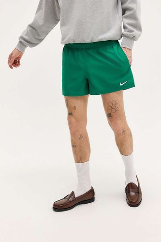 Short UO Exclusive Vert Malachite 3" en taille: Small - Nike - Modalova