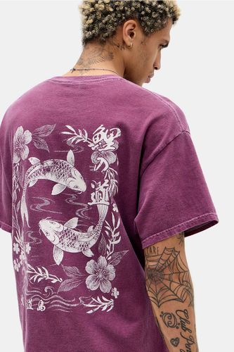 T-shirt graphique UO Poisson Koi par en taille: Small - Urban Outfitters - Modalova