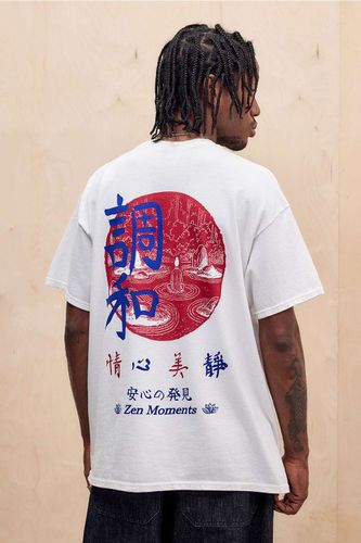T-shirt UO Moments Zen Blanc par en taille: XS - Urban Outfitters - Modalova