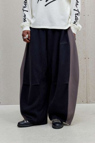 Pantalon de jogging iets frans. noir et gris à empiècements Sid en Black taille: XS - iets frans... - Modalova