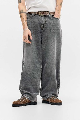 Smokey Grey Jack Jeans en taille: 26 l 32 L - BDG - Modalova