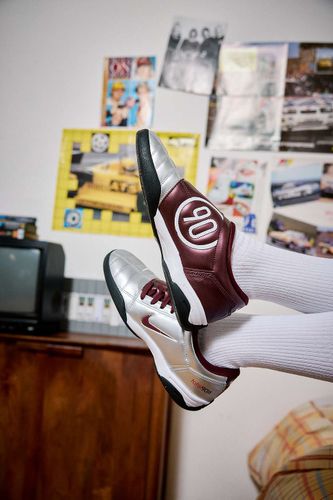 Baskets T90 Argent Métallique & Bordeaux en taille: UK 6 - Nike - Modalova