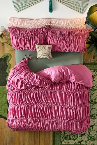 Ensemble de couette froncée par en taille: Double - Urban Outfitters - Modalova