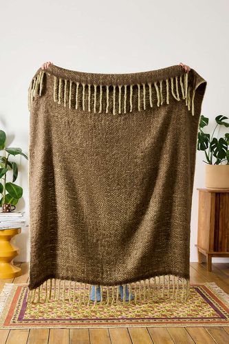 Plaid douillet Mocha par en taille: TAILLE UNIQUE - Urban Outfitters - Modalova