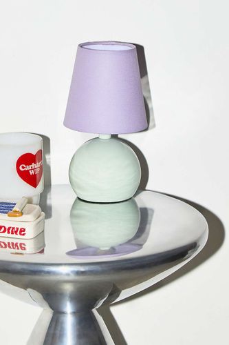 Lampe de table Kodhi par en Mint taille: TAILLE UNIQUE - Urban Outfitters - Modalova