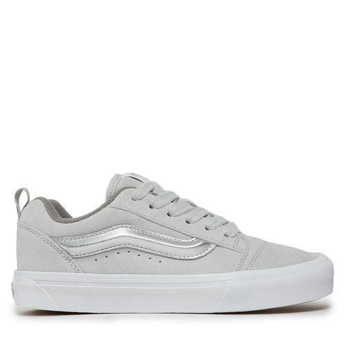 Tennis Vans Knu Skool VN0009QCX1K1 Silver/True White - Chaussures.fr - Modalova