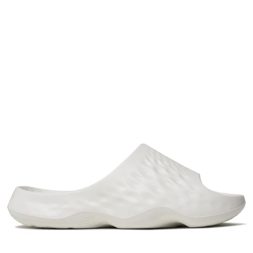 Mules / sandales de bain New Balance SUFHUPW3 Blanc - Chaussures.fr - Modalova