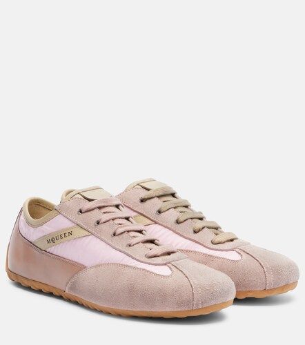 Baskets Boxe en daim et cuir - McQueen - Modalova