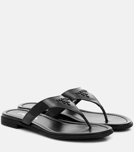 Prada Mules en cuir verni - Prada - Modalova